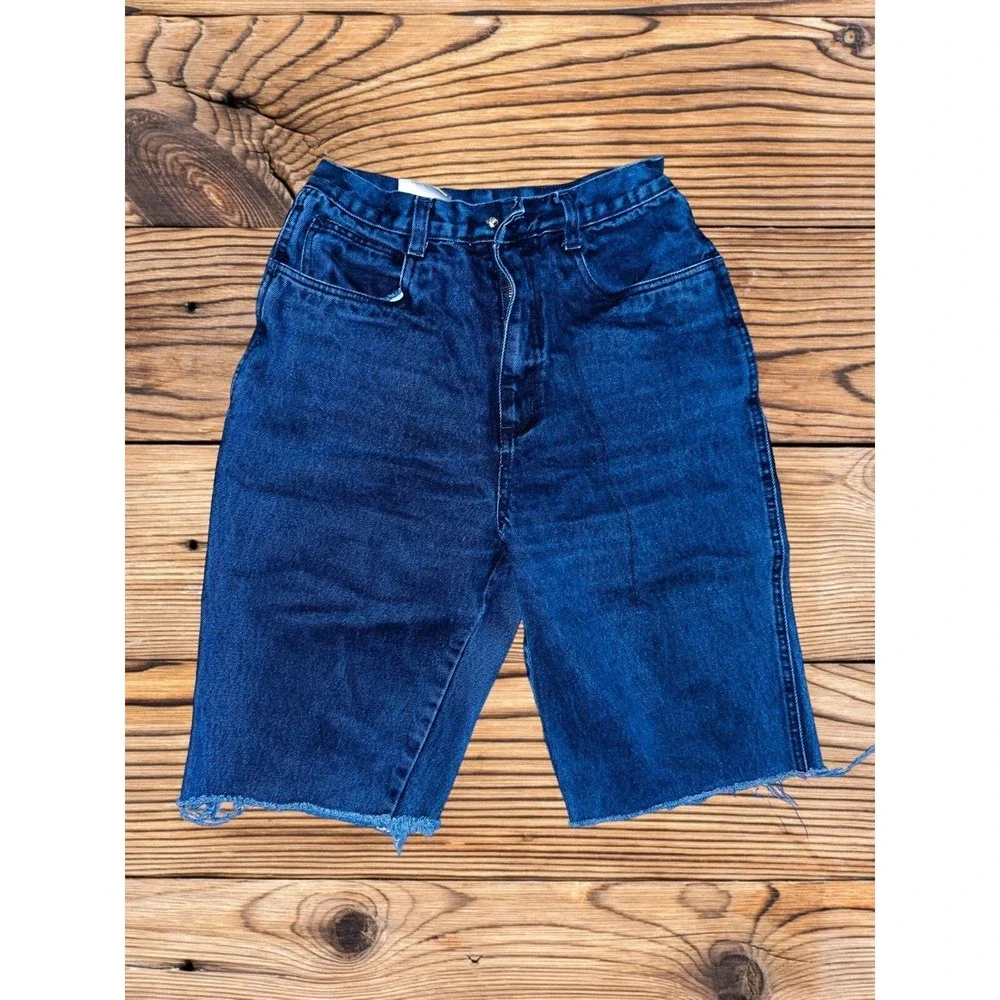 D2 Vintage Bill Blass Handmade Cutoff Jean Shorts Size 0 2 Distressed Bermuda